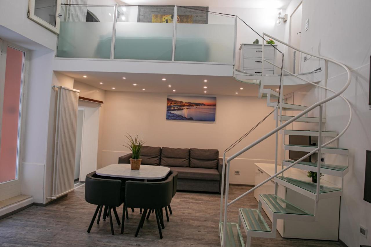 Ferienwohnung Salerno Mare E Luci Deluxe Exterior foto